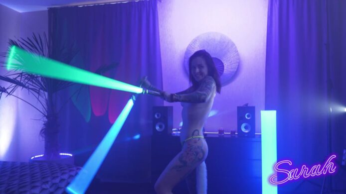 Dreamgogo's Sexy Lightsaber Show