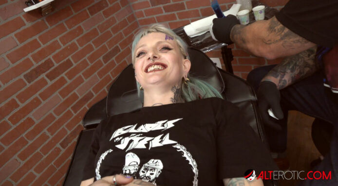 AltErotic: River Dawn Ink Gets 5 Face Tattoos And A Pounding