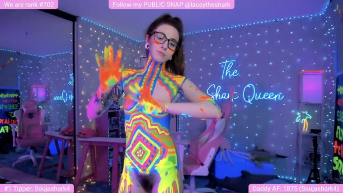 A House Of Hues Party With TheSharkQueen