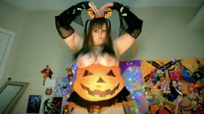BabyZelda Celebrates Halloween As A Sexy Pumpkin