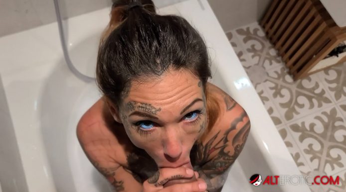 AltErotic: Lucy ZZZ Receives A Pounding In A Bathtub