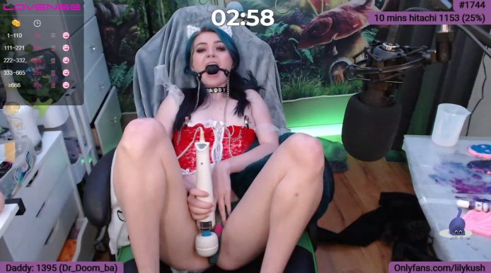 Naughty Playtime With Festive Cutie Lilykush