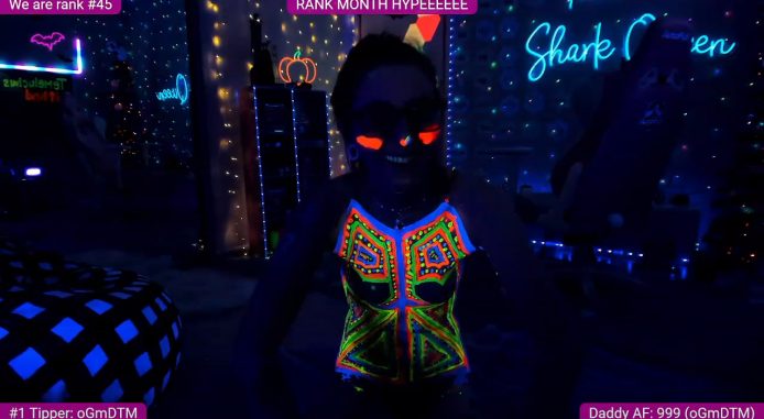 TheSharkQueen's Colorful Glow In The Dark Show