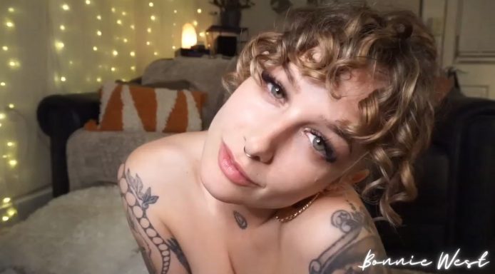 BonnieWest_ Mesmerizes With An Eye Fuck Tease
