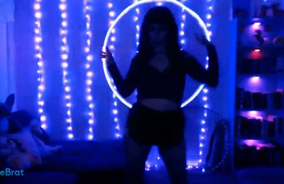 PixieBrat's Glowing Hula Hoop Tricks