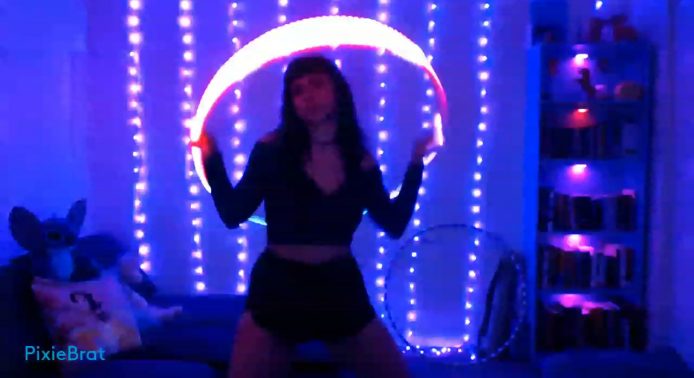 PixieBrat's Glowing Hula Hoop Tricks