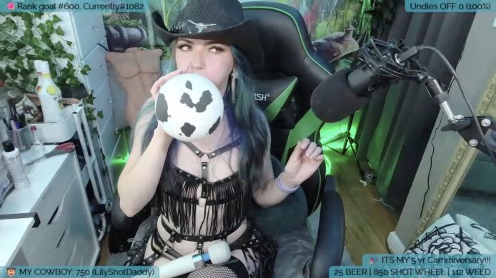 Lilykush Celebrates Her 5 Year Cammiversary Cowgirl Style
