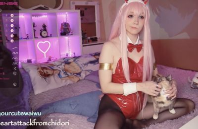 Yourcutewaifu Brings Her Zero Two Suit And Kitty In Action