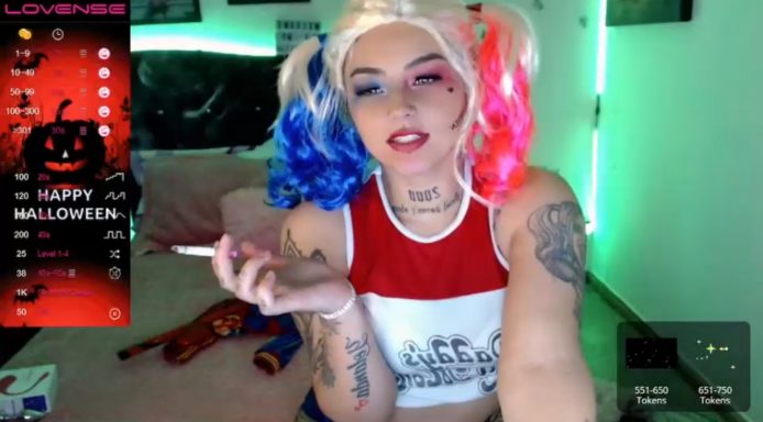 Lucii_Rousse's Smoking Hot Harley Quinn Show