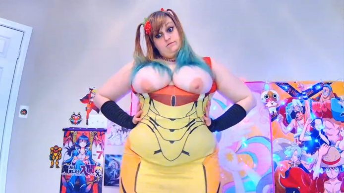 BabyZelda Clamps Up Her Cosplay Metroid Prime Style