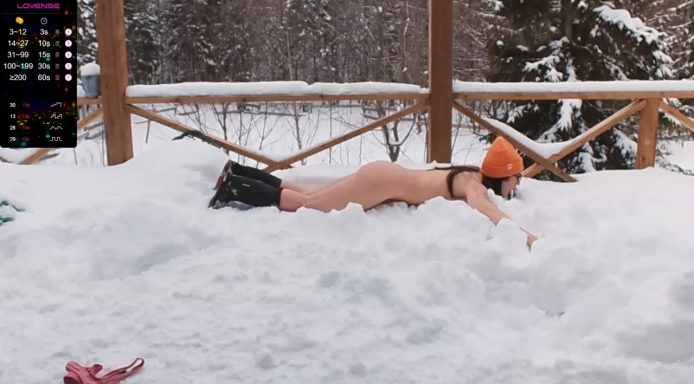 LaraLoxley Creates Beautiful Snow Angels With Her Naked Body