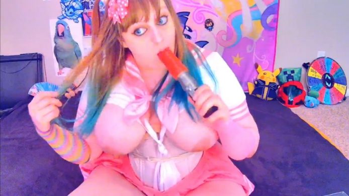 Sexy Schoolgirl BabyZelda Shows How To Handle A Lightsaber