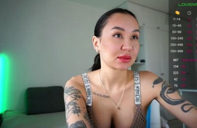 Moon_pie42 Spreads Some Good Vibes With Her Magic Wand