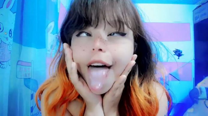 Kati_Aria's Sexy Spit Tease