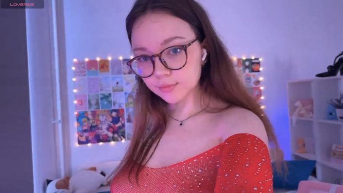 Milly_Saint Is Cute And Sexy All In One