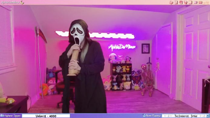 What Is AphiaDeMieux’s Ghostface Doing?