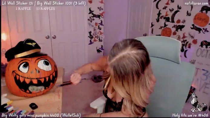 Natalia_Rae Is A Pumpkin Artist