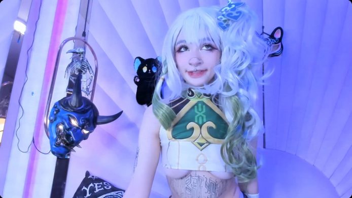 Zephirah_abney Makes A Big Impact With Her Nahida Cosplay