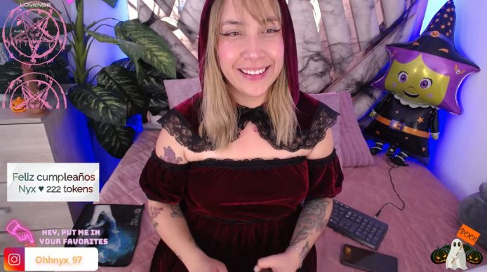 Nyx_andria Serves Up A Cute Little Red Riding Hood Show