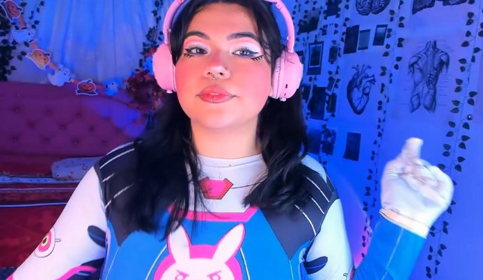 The Playful World Of Samanta_cutee1 As D.Va