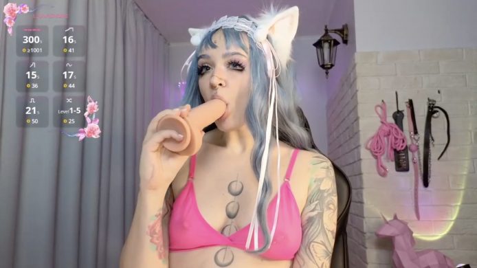 Mao_me_meow Is Kittenishly Naughty