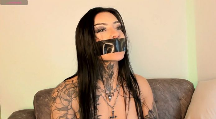 Mila_monty__ Kinks Up The Show With A Bit Of Tape