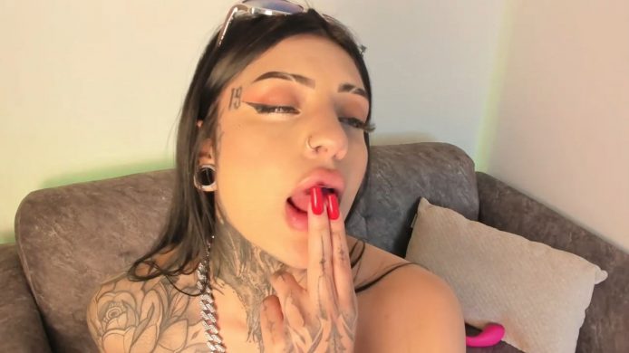 Mila_monty__'s Finger Sucking Delight