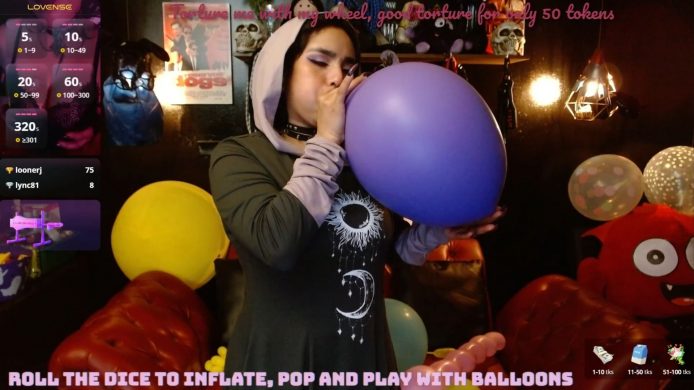 Kureiji_fetish Plays With Some Beautiful Balloons