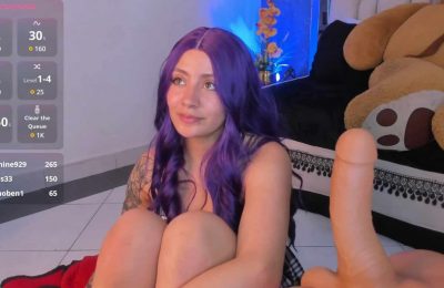 Tyla_demon Plays With Her Torso Doll