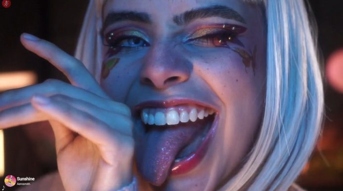 A Seductive Slice Of Sexiness By AlessaGoreng