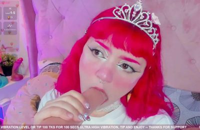 Tiny__emmy Is A Pretty Blowjob Princess