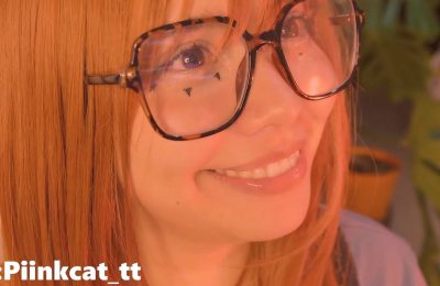 Piinkcat's Close-Up Toy Tease