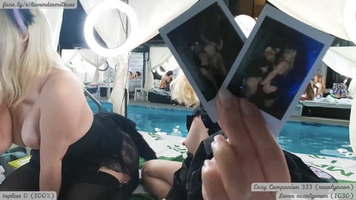  KomoBear And FayeWilde Are Just Two Kittens Hydrating Each Other