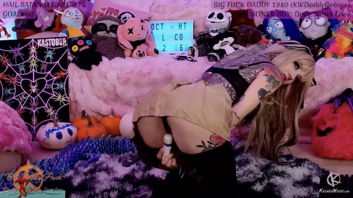 A Nightly Tease With KasaraWood