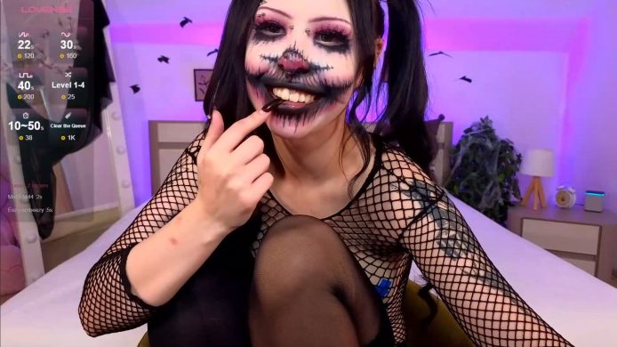 Spooky Clown Venomeowww_ Teases Her Stockings