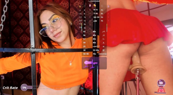 ValentinaGreco Is All Caged Up As Velma For Halloween