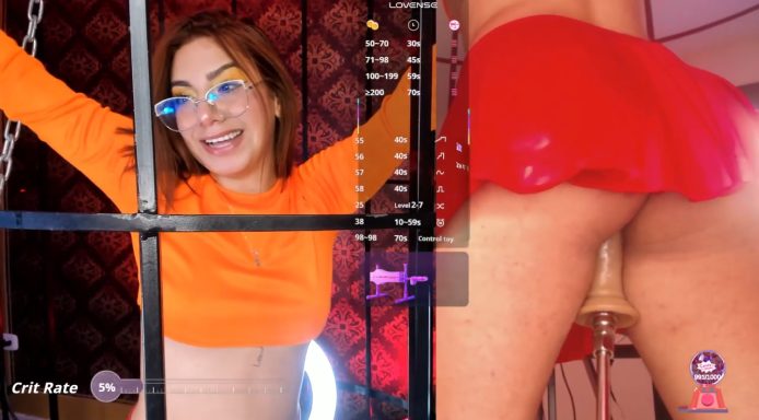 ValentinaGreco Is All Caged Up As Velma For Halloween