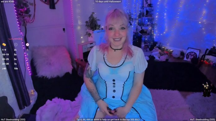 LunaWolfie Takes Alice To Wonderland