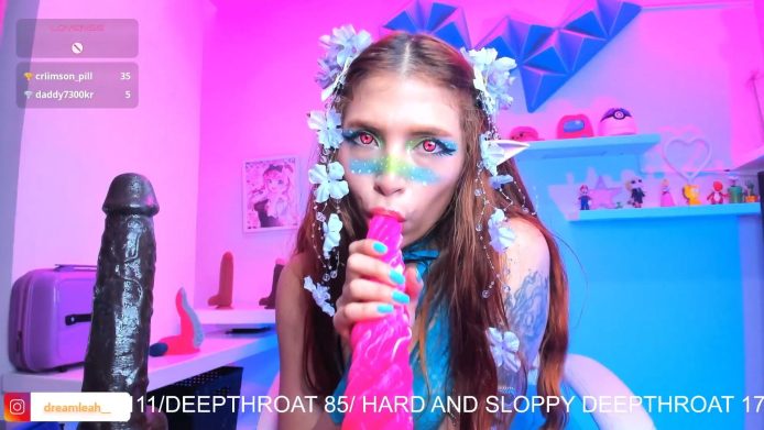 A Double Dildo Delight From Naughty Elf Dreamleah_