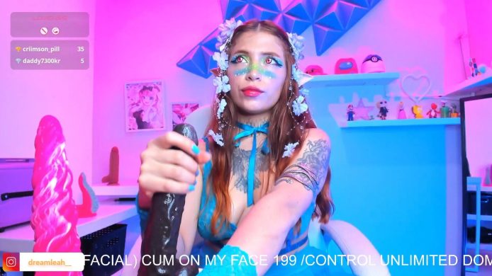 A Double Dildo Delight From Naughty Elf Dreamleah_