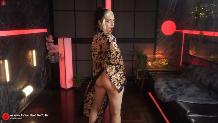 The Stunning Elegance Of AlessaGoreng