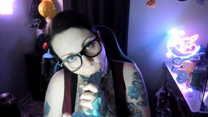 A Deliciously Naughty Toy Tease By Sinomin