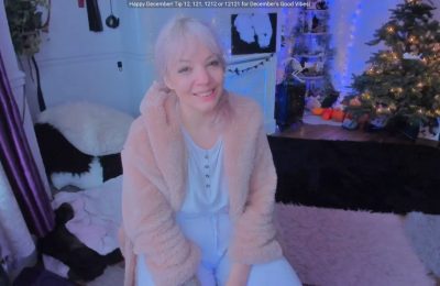 A Very Playful Morning With LunaWolfie