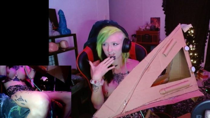 Alicewonder09's Fun Cosplay Creation Show