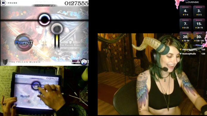 Feysbian Shows Off Her Finger Technique