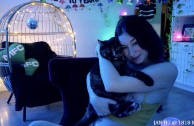 Harley_raiyn And Turkey Say Hi