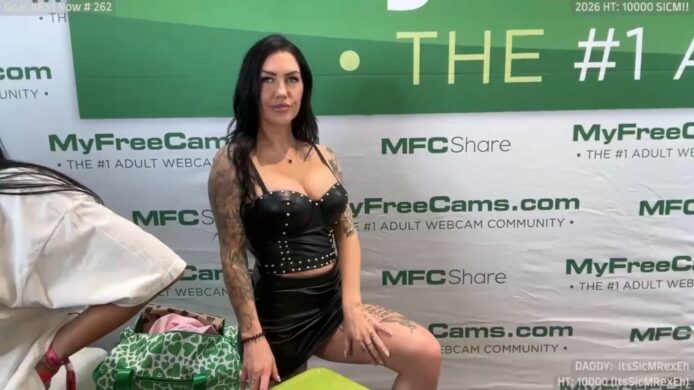 A Spankin' Sexy AVN With ItsKylieEh