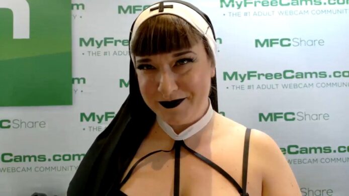 A Sinfully Stunning AVN With FunshineCoco