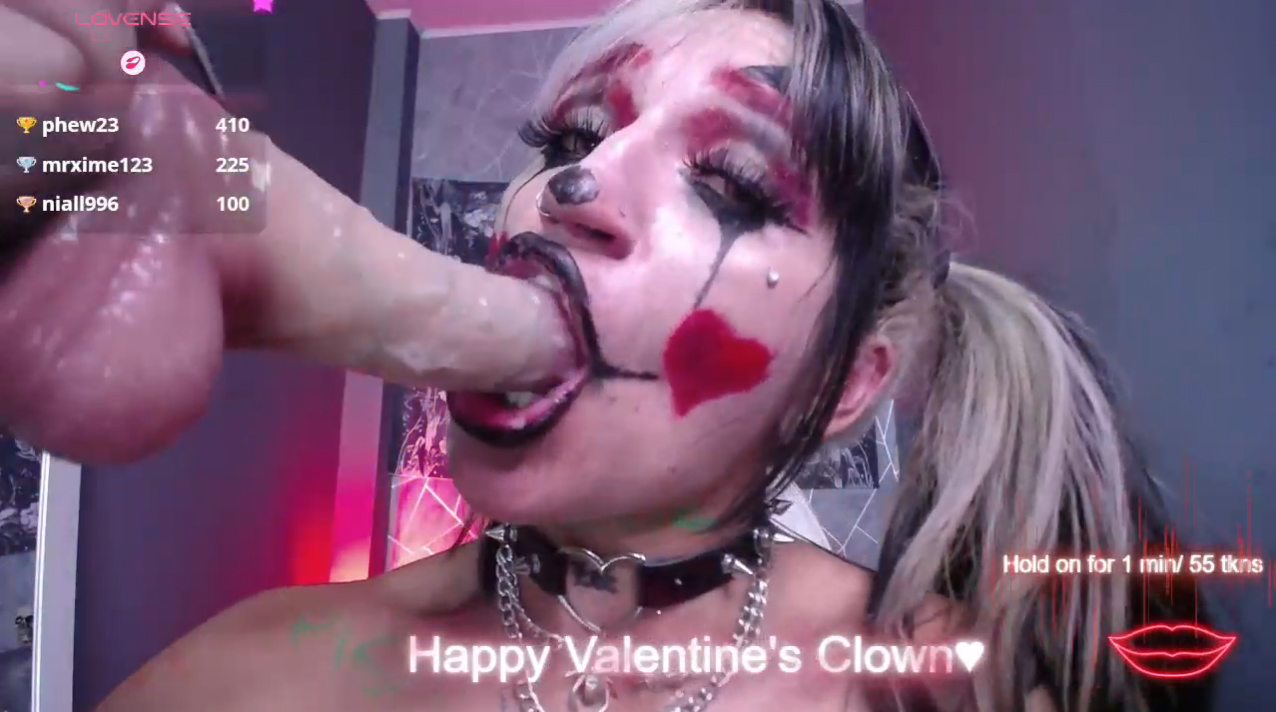 Amelierouss Is Clowning Around For Valentine's Day