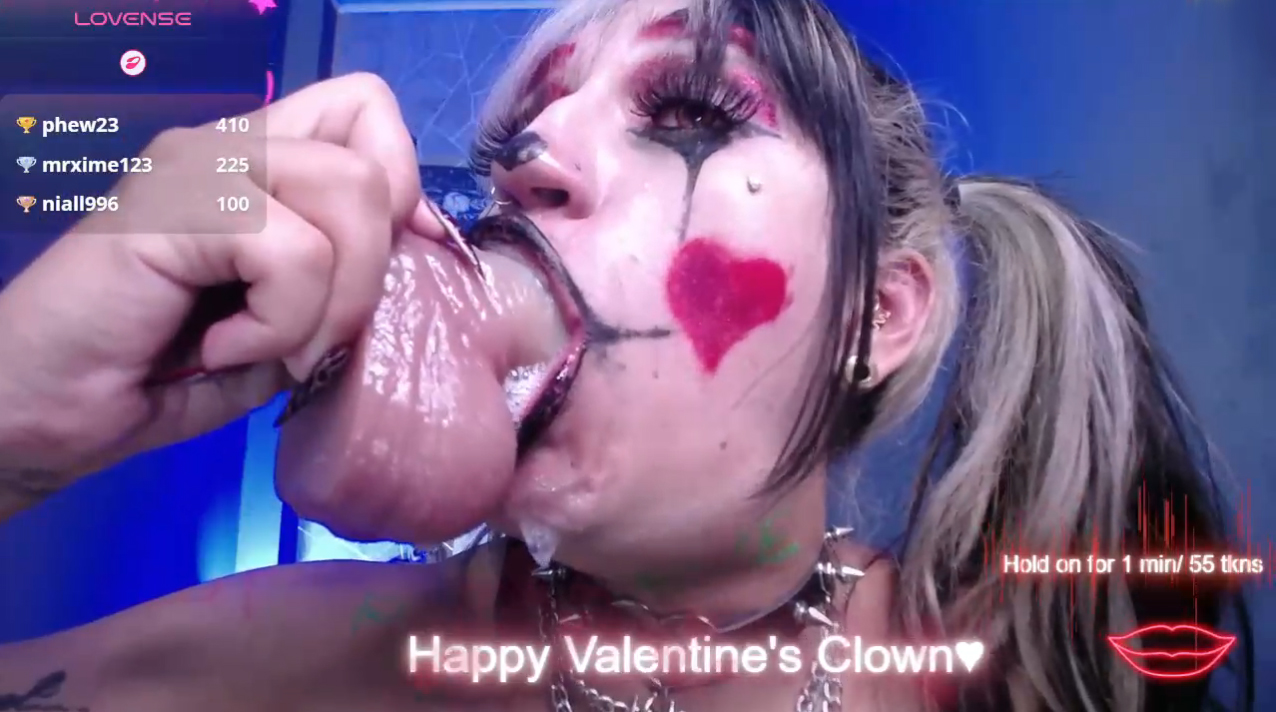 Amelierouss Is Clowning Around For Valentine's Day